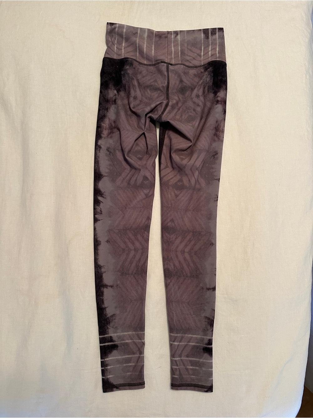 Niyama Sol Mauve & Dark Purple Tribal Patterned Leggings - Picture 2 of 3